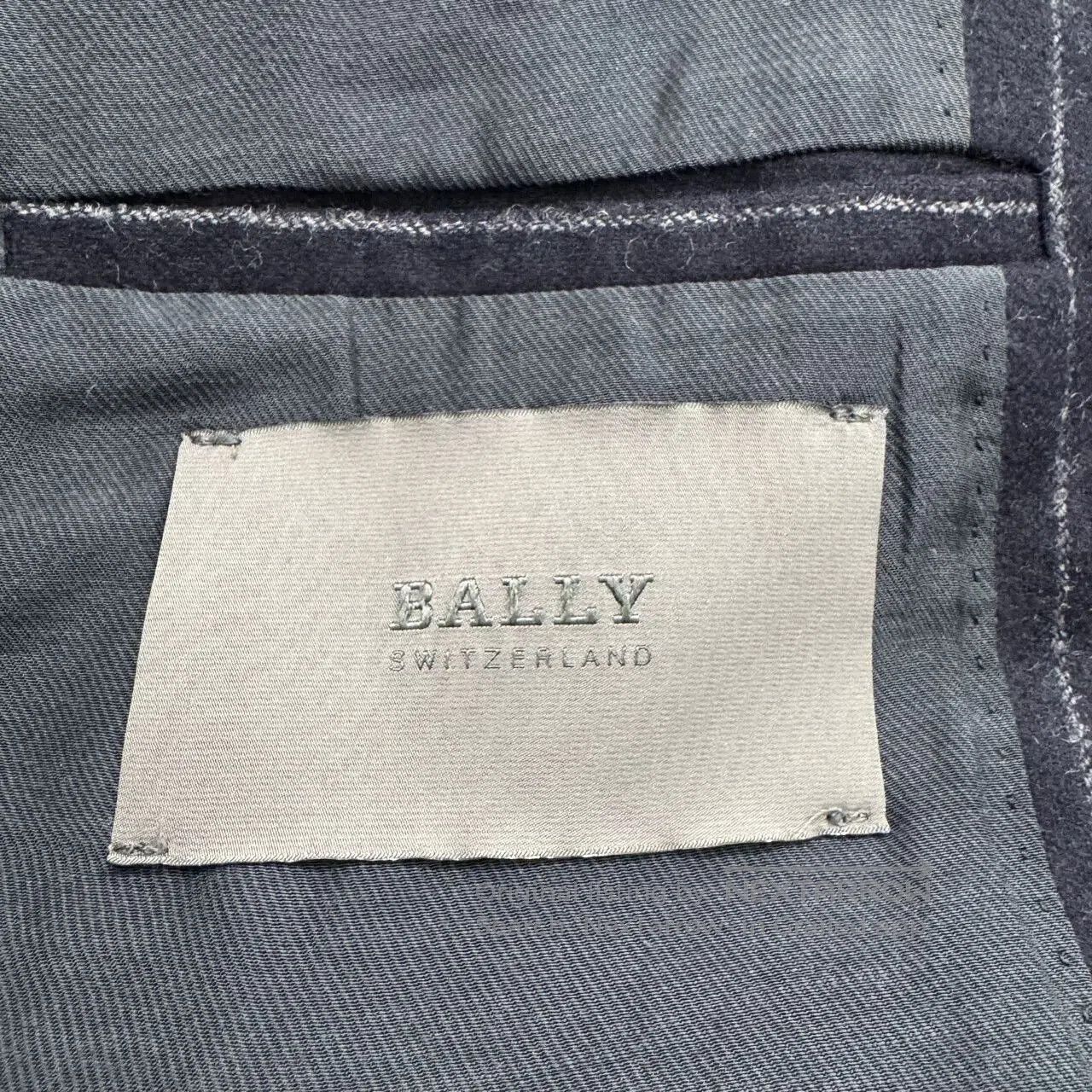 Bally striped blazer from Bally in size 50. Size US L / EU 52-54 / 3 - 3 Thumbnail