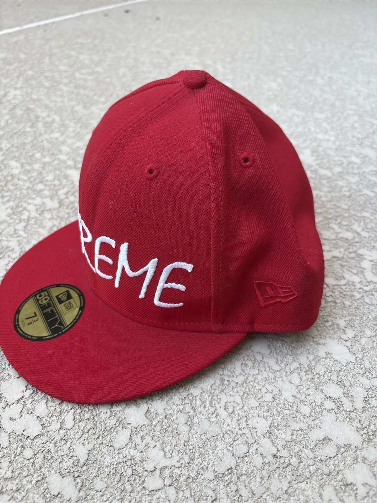 Supreme Supreme New Era Red Hat White Sz 7 3/8Embroidered Never Worn Size ONE SIZE - 2 Thumbnail