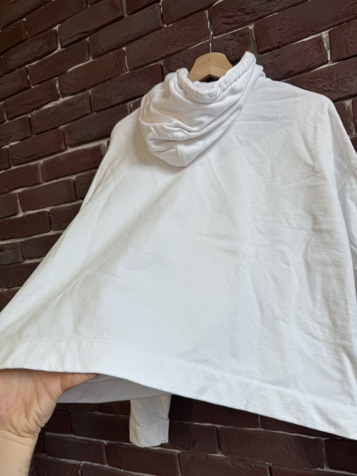 Acne Studios Acne Studios Hoodie Cropped Boxy Fit Streetwear S White Size US S / EU 44-46 / 1 - 13 Thumbnail