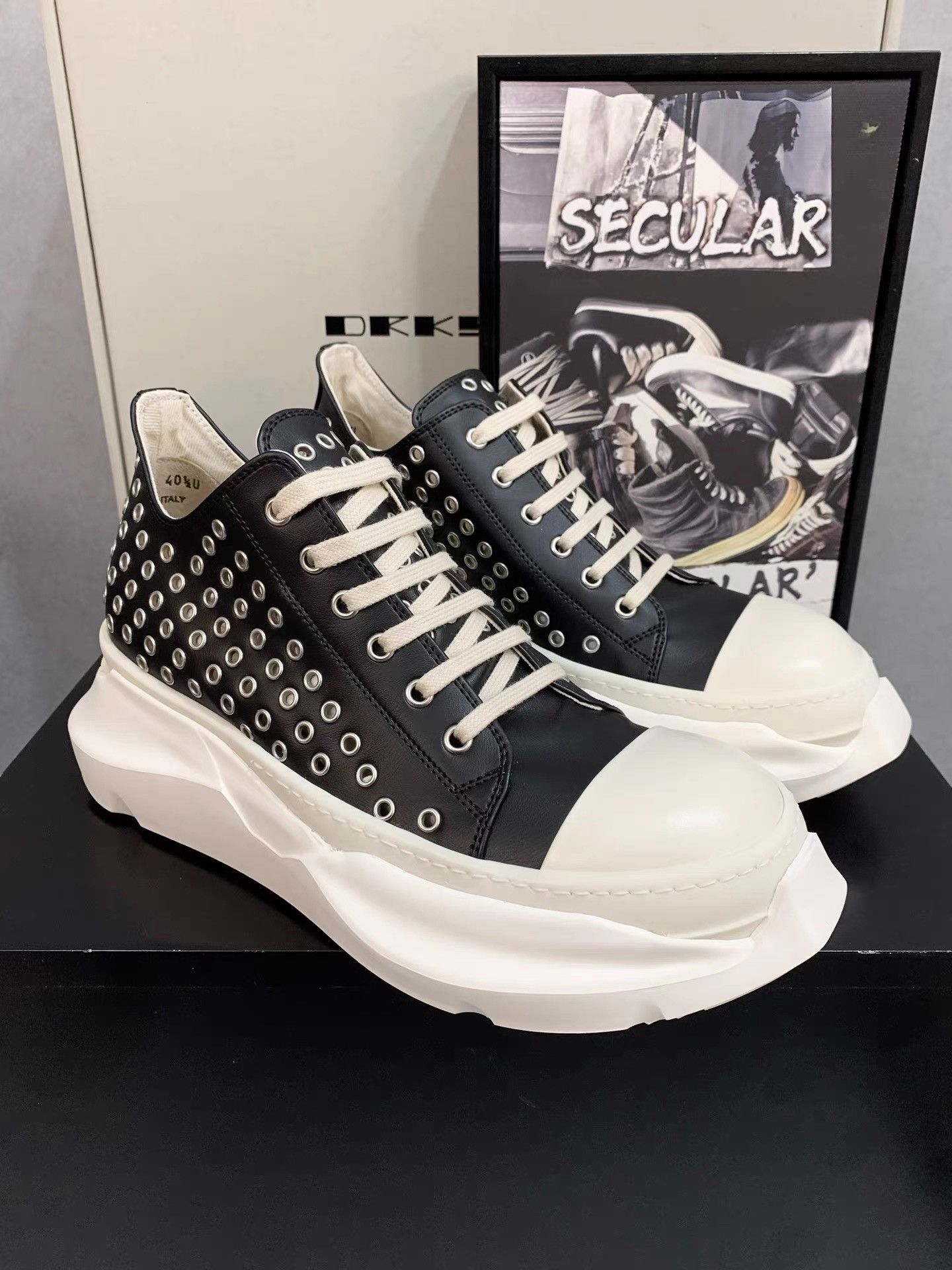 Rick Owens Rick Owens Black Leather Tractor Sole Low Sneakers K34 Size US 5 / IT 35 - 3 Thumbnail