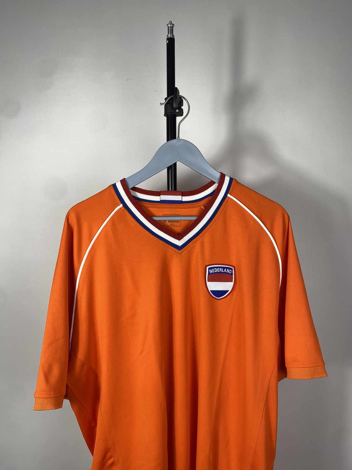 Nike × Vintage Vintage 00s Nederland Logo Home Football T Shirt Size US XL / EU 56 / 4 - 3 Thumbnail