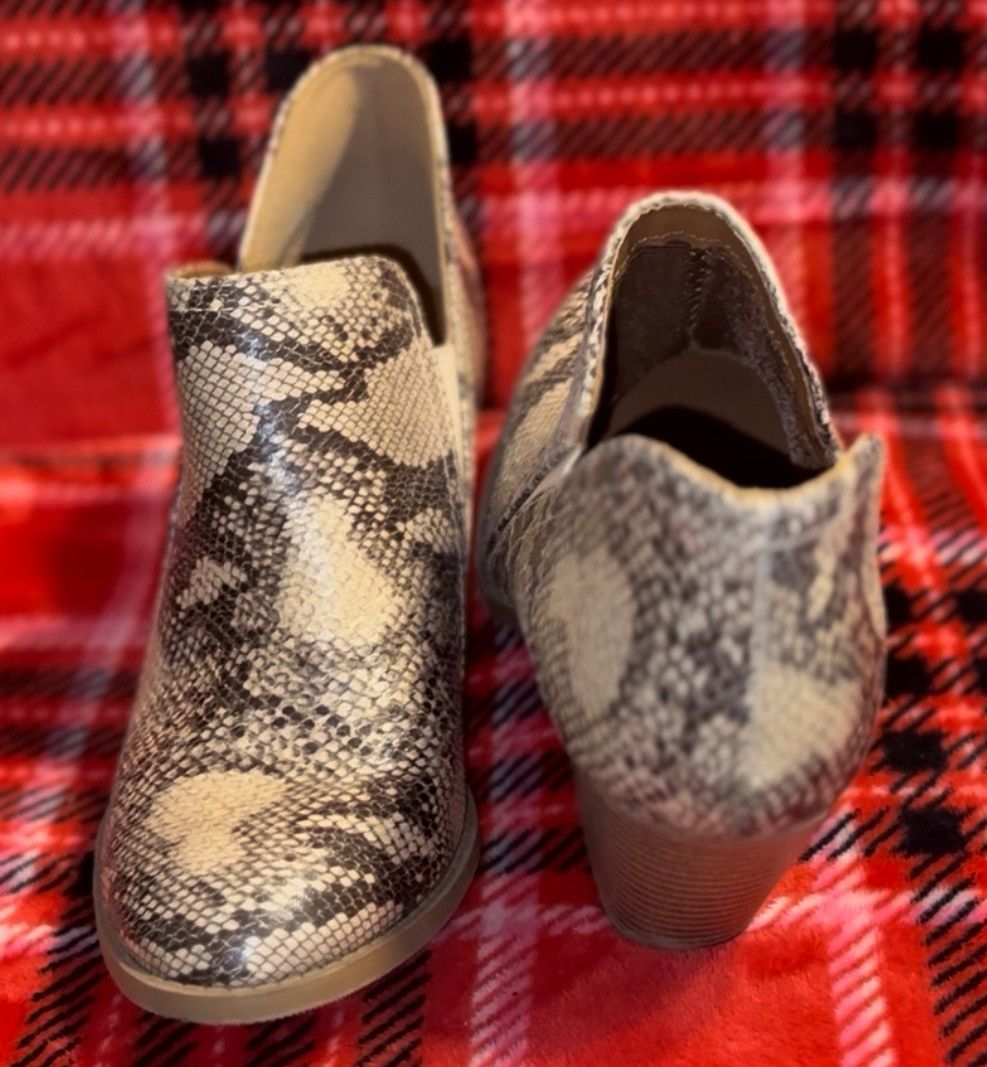 Other High quality Snake skin women's boots Size US 8 / IT 38 - 1 Thumbnail