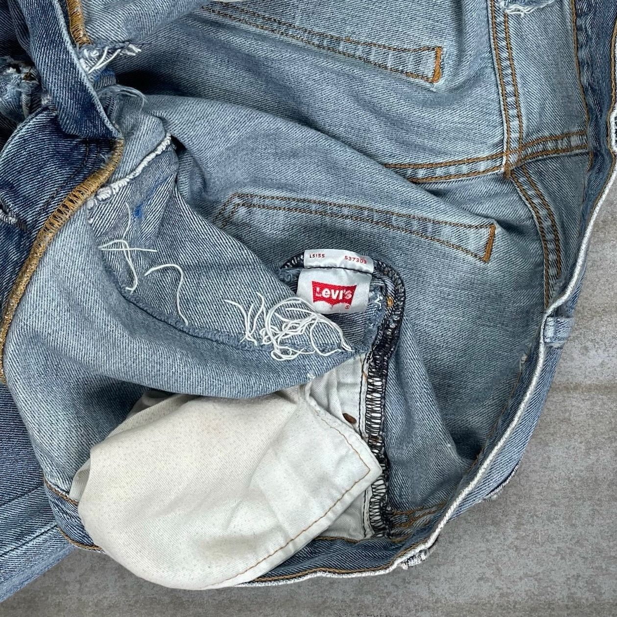 Levi's Vintage Y2K Levis 501 Jeans 36x32 Regular Straight Leg Jeans Size US 36 / EU 52 - 6 Thumbnail