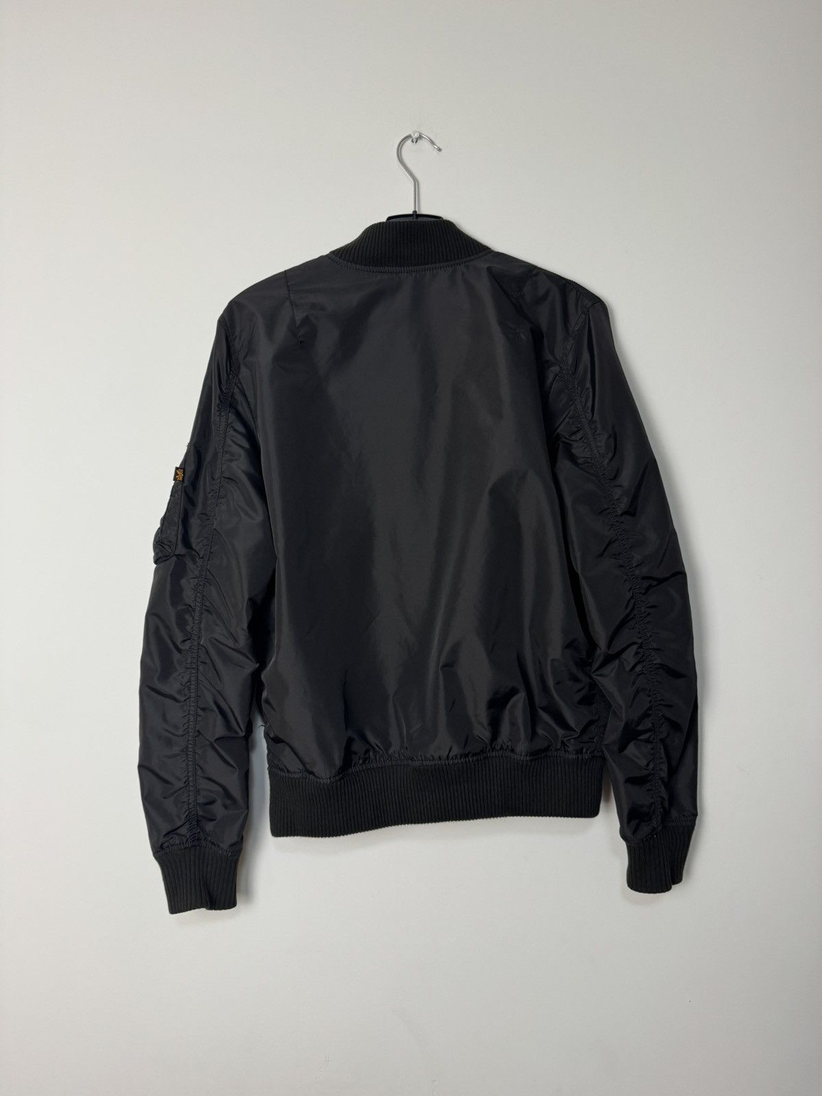 Alpha Industries Alpha Industries black bomber jacket avant Garde Japanese Size US M / EU 48-50 / 2 - 2 Thumbnail