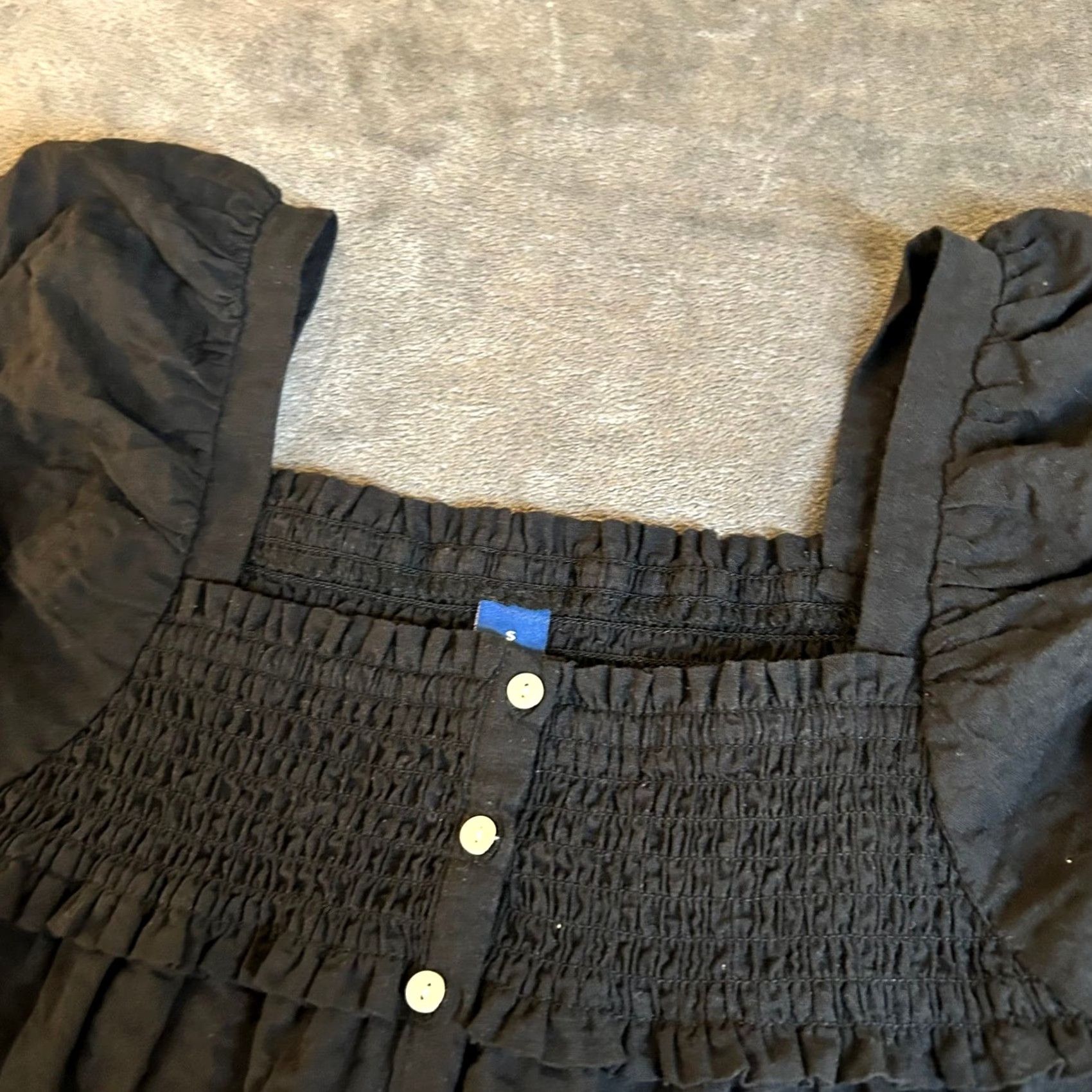 Old Navy Old Navy Black Button Up Smocked Top Ruffle Sleeve Square Neckline Womens Small Size S / US 4 / IT 40 - 2 Thumbnail