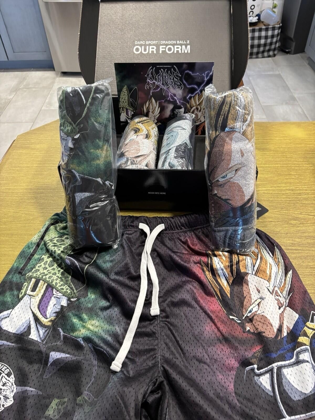 Darc Sport Darc Sport Dragon Ball Z Large Box Set w. Large Shorts NWT Size US L / EU 52-54 / 3 - 3 Thumbnail