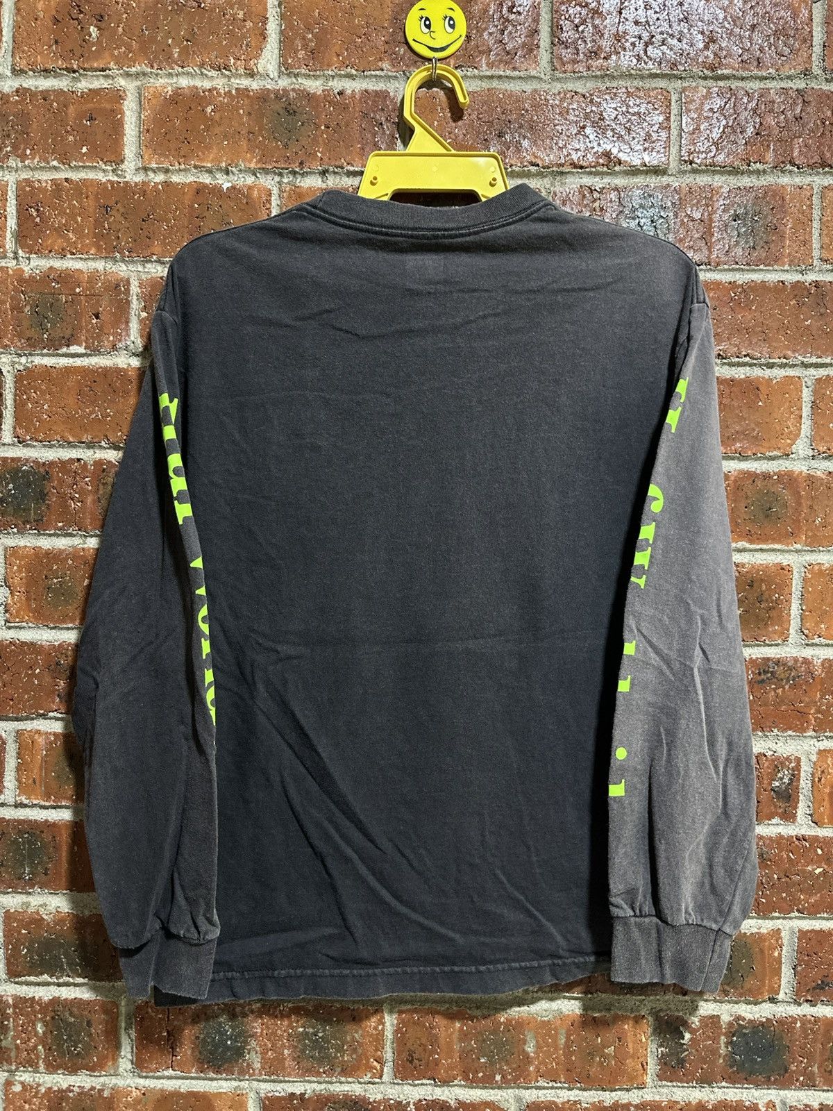 Huf Thrashed Vintage Huf Worldwide Long Sleeve Sun Faded Tee Size US M / EU 48-50 / 2 - 7 Thumbnail