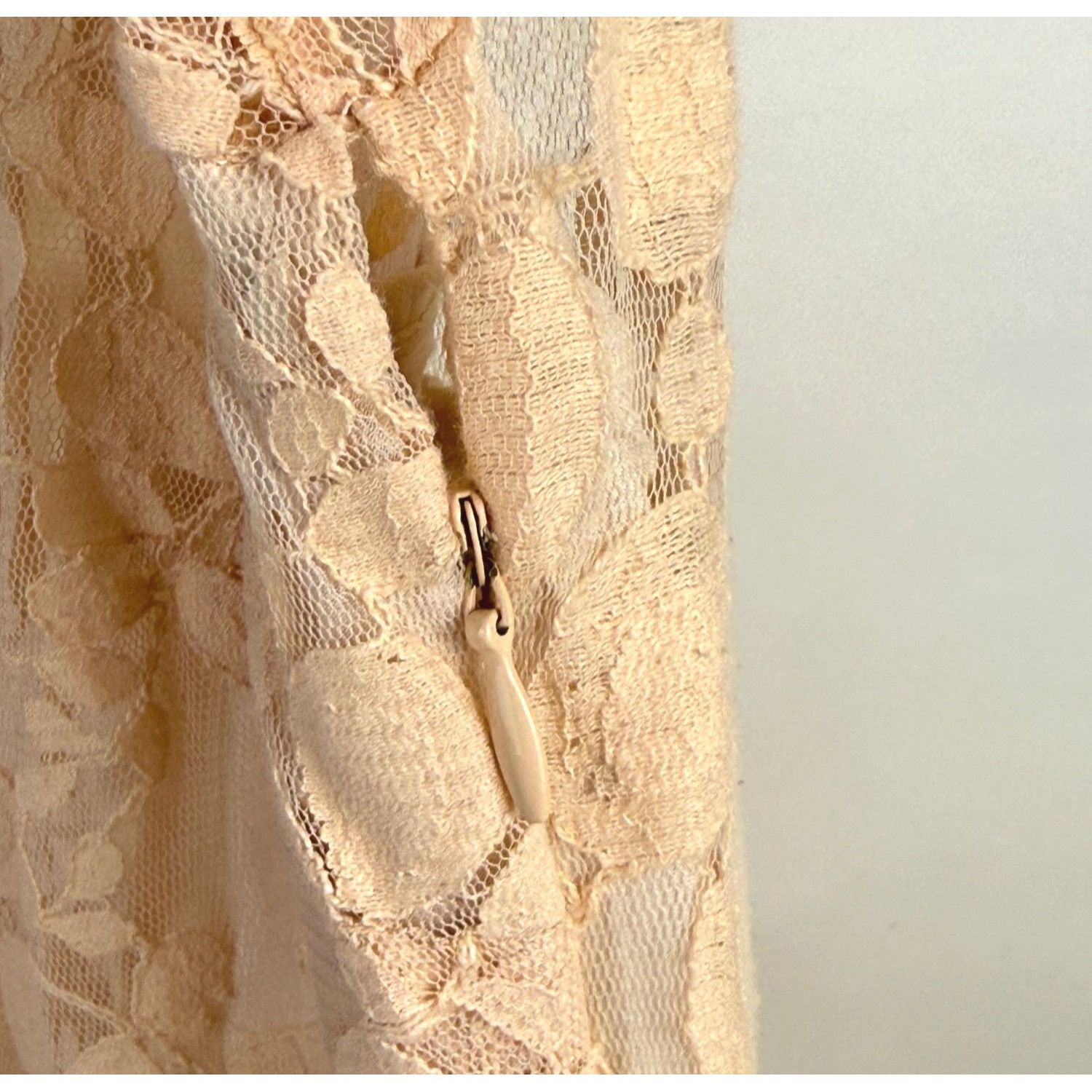 Free People Free People Lace Overlay Skater Dress 3/4-Sleeve Asymmetrica Size M / US 6-8 / IT 42-44 - 4 Thumbnail