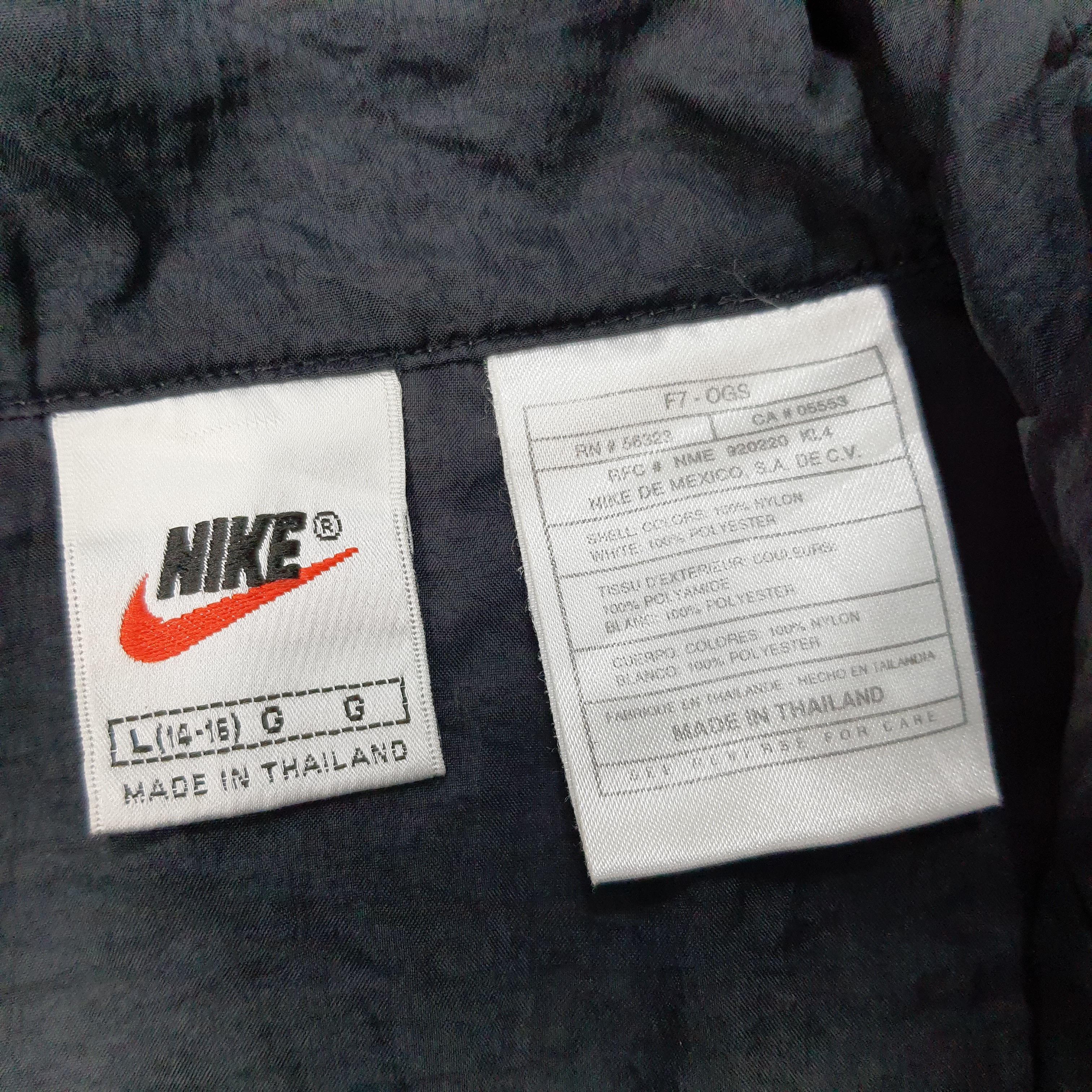 Nike × Vintage Vintage Nike Streetwear Jacket Size US L / EU 52-54 / 3 - 5 Thumbnail