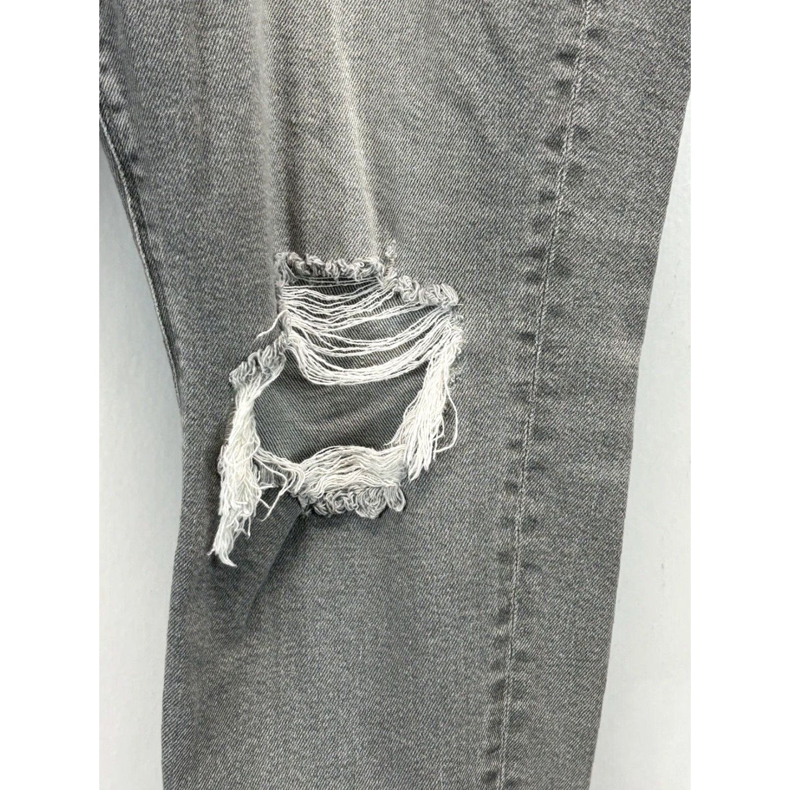 American Eagle Outfitters VINTAGE American Eagle Mom Jeans Short 14 Gray Green Distressed Women’s Jeans Size 36" / US 14 / IT 50 - 5 Thumbnail