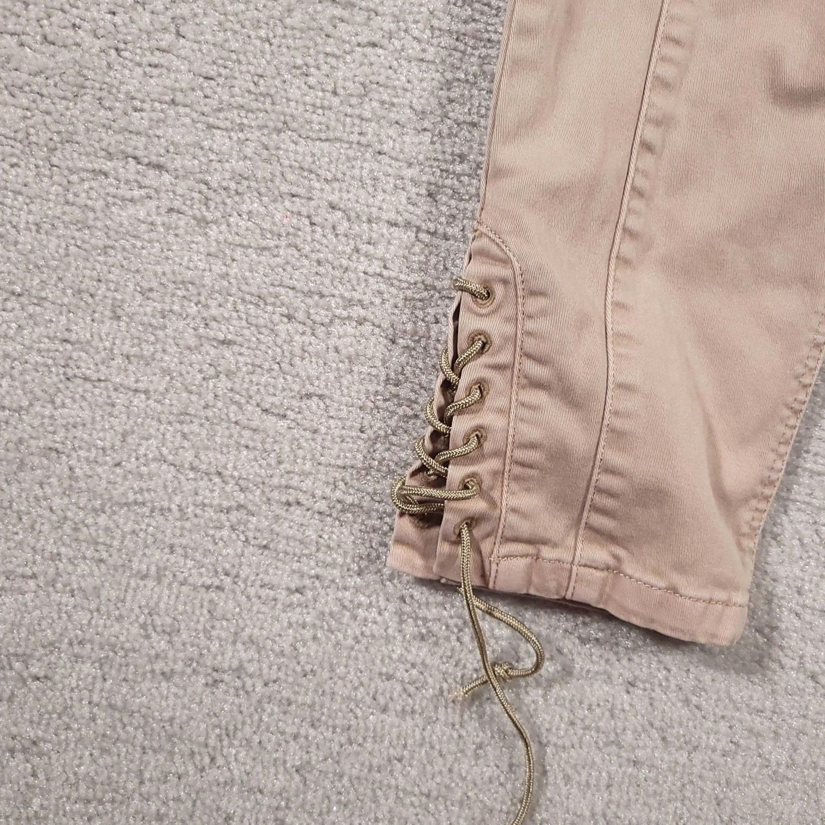 White House Black Market White House Black Market Pants Womens 8R Beige Skinny Leg Rhinestone Lace Up Boho Size 30" / US 8 / IT 44 - 6 Thumbnail