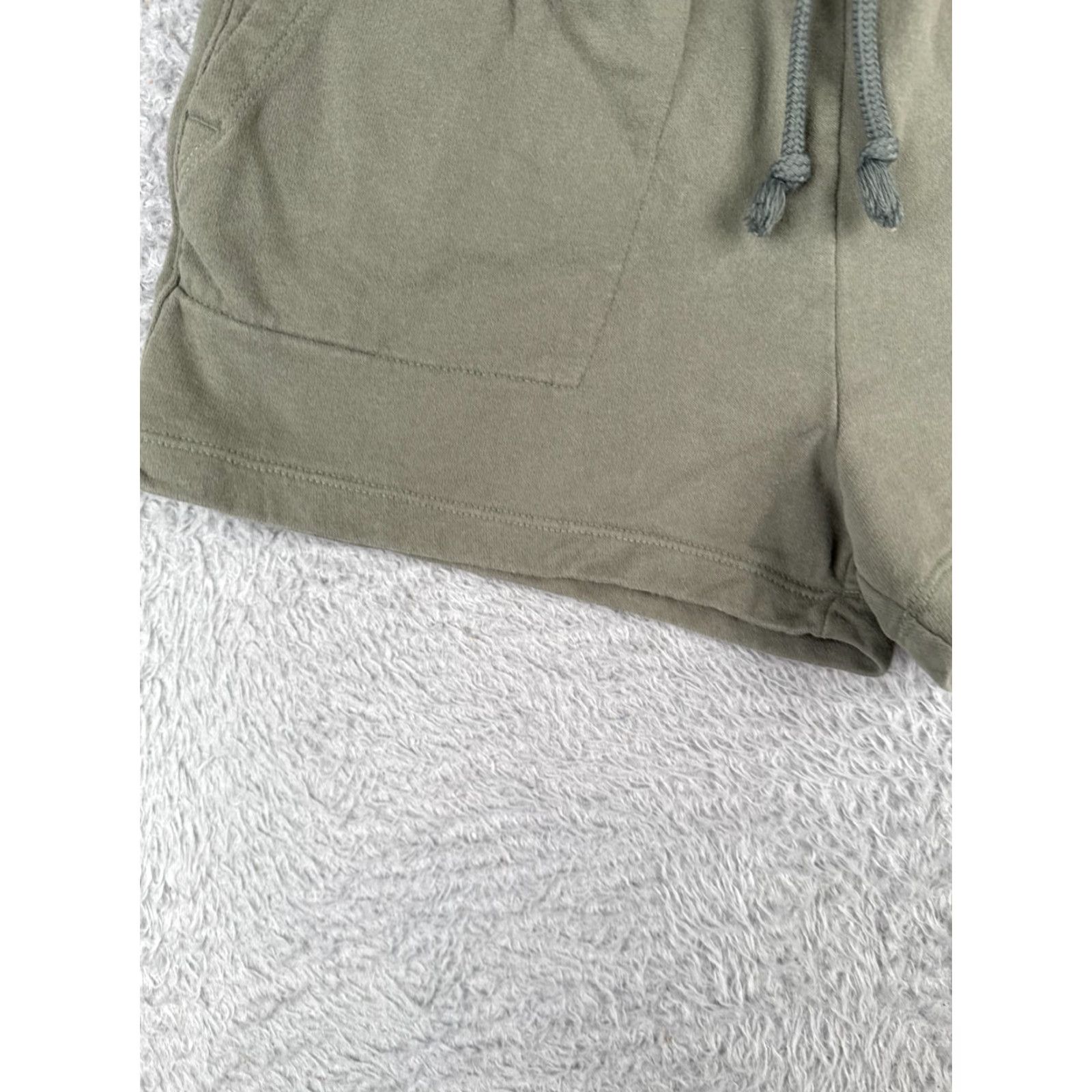 The North Face The North Face Shorts Women Small Green Cotton Blend Elastic Waist French Terry Womens Size 28" / US 6 / IT 42 - 3 Thumbnail