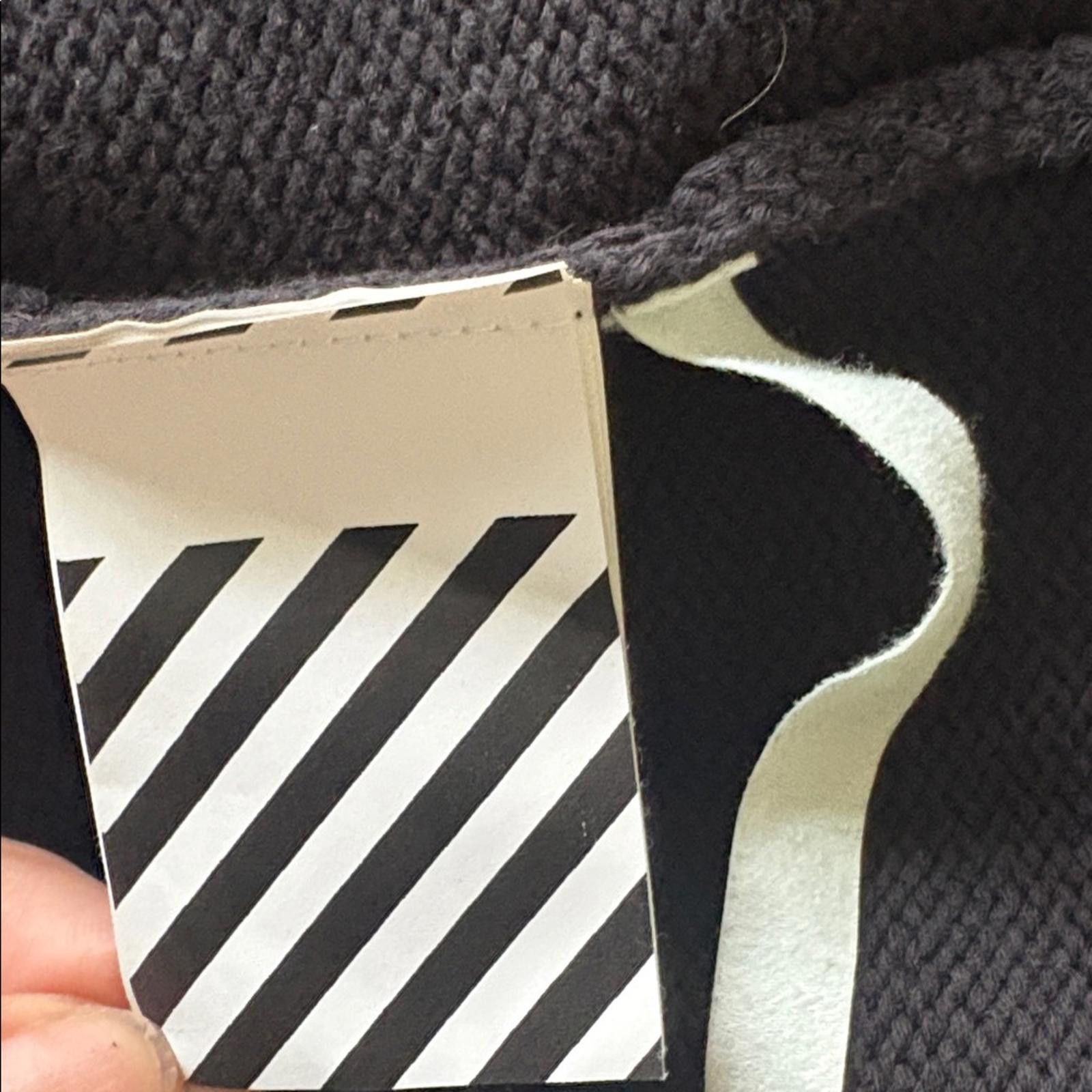 Off-White OFF-WHITE Archival FW19 Graffiti Arrow Sweater Virgil Abloh Size M / US 6-8 / IT 42-44 - 10 Thumbnail