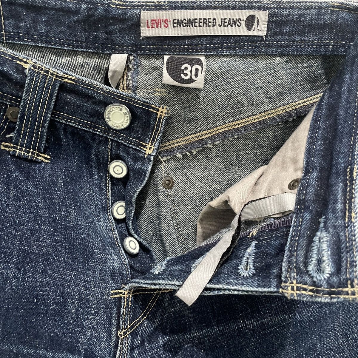 Levi's Rare Vintage 90s Levi’s Engineered Size US 30 / EU 46 - 7 Thumbnail