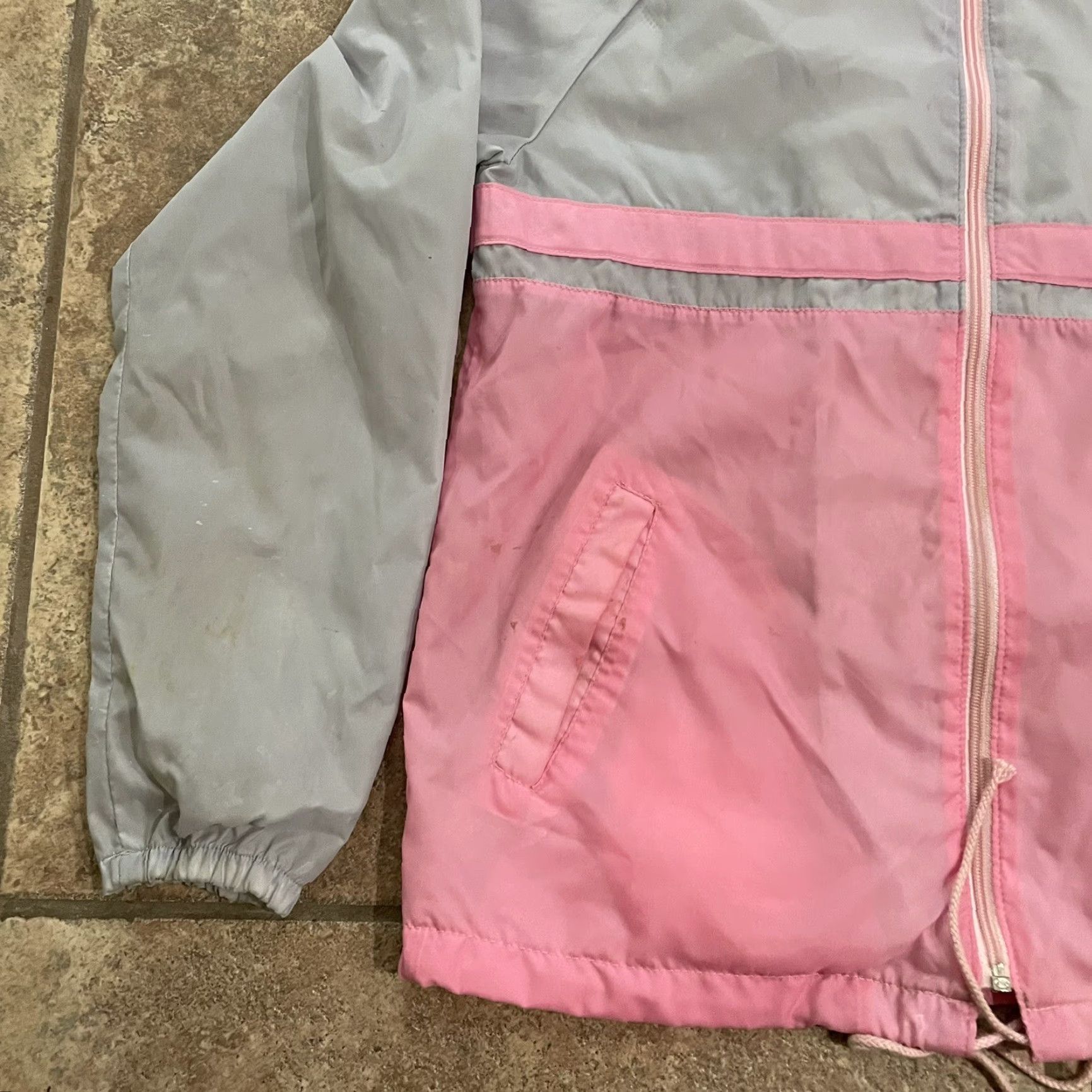 McGregor VINTAGE MacGregor Windbreaker Shirt Womens Size M Half Pink Nylon 100% Windbreaker 90s Women Size M / US 6-8 / IT 42-44 - 3 Thumbnail