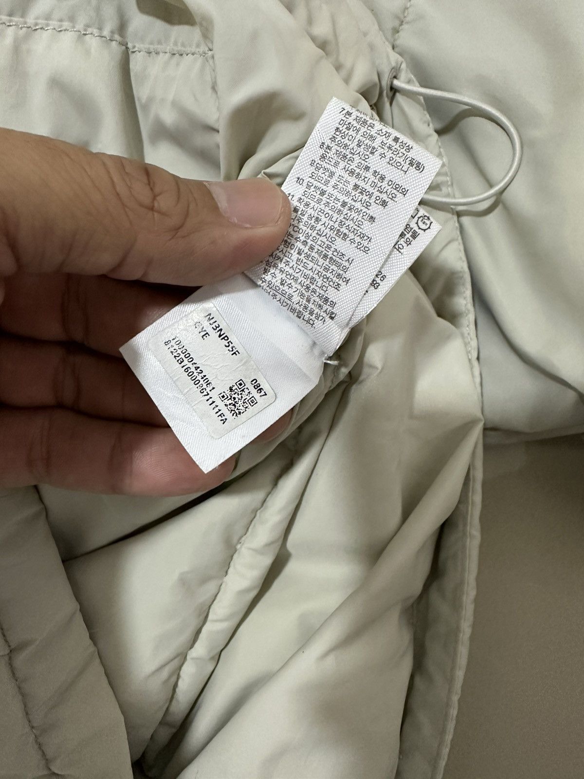 The North Face Vintage The North Face Puffer Jacket Embroidery Logo Design Size US M / EU 48-50 / 2 - 11 Thumbnail