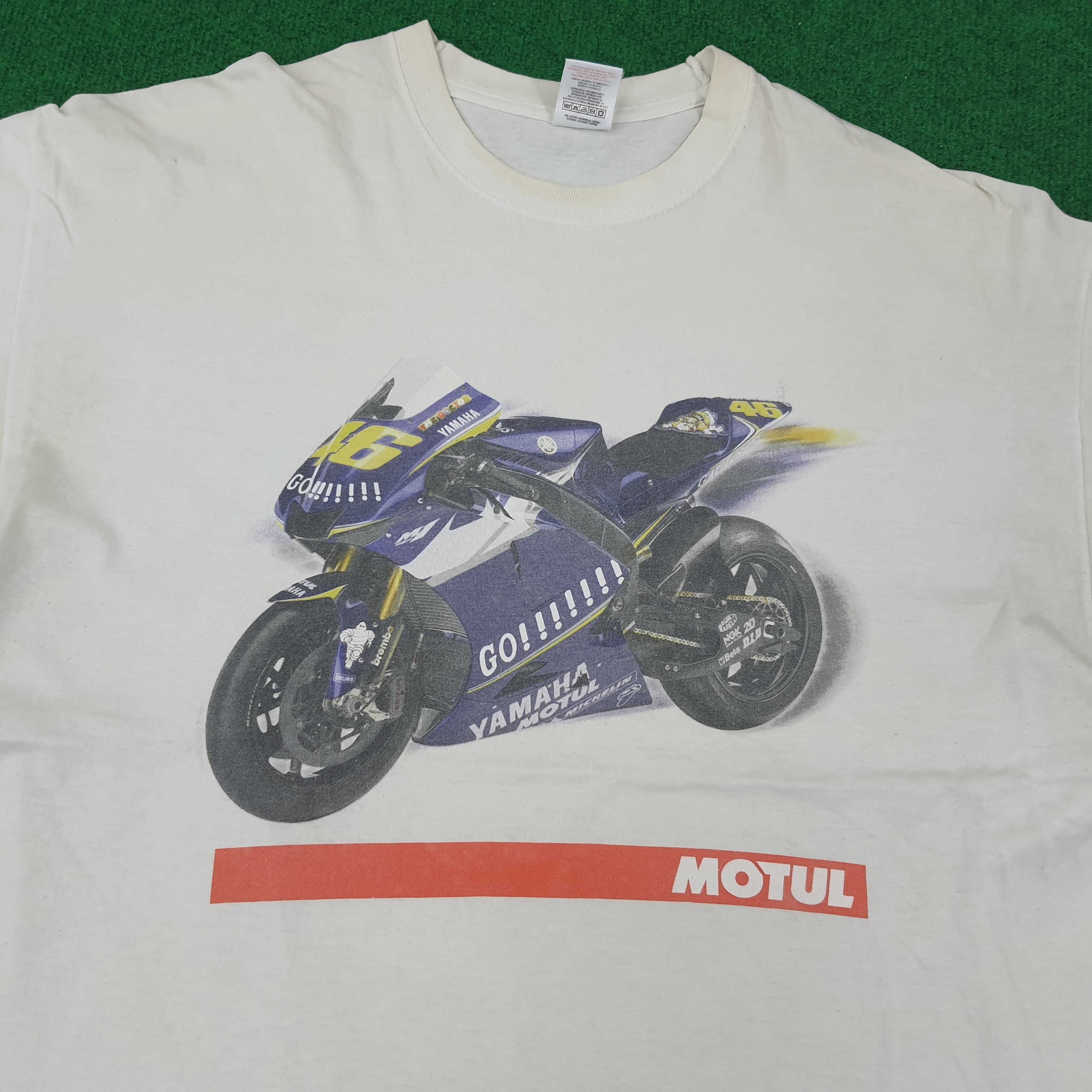 Other Vintage Yamaha 46 Valentino Rossi Moto GP Tshirt C239N66 Size US XL / EU 56 / 4 - 2 Thumbnail