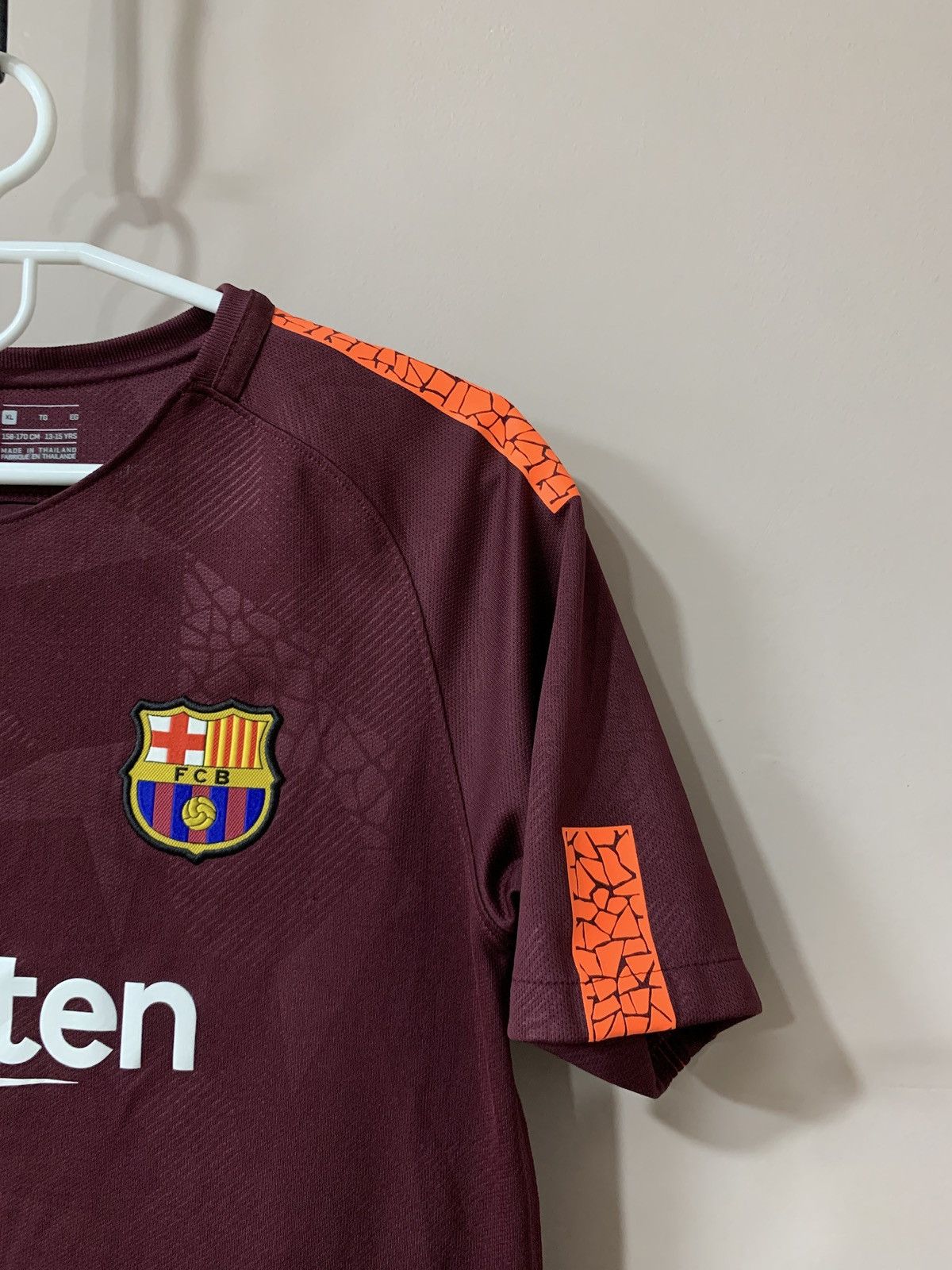 Nike Barcelona 2018 Third Football Shirt Nike Soccer Jersey #10 Size US XS / EU 42 / 0 - 4 Thumbnail