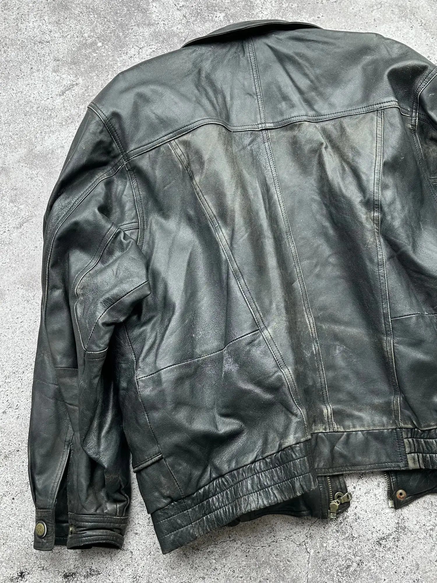 Vintage Vintage Faded Leather Jacket C555(V230) Size US XL / EU 56 / 4 - 12 Thumbnail