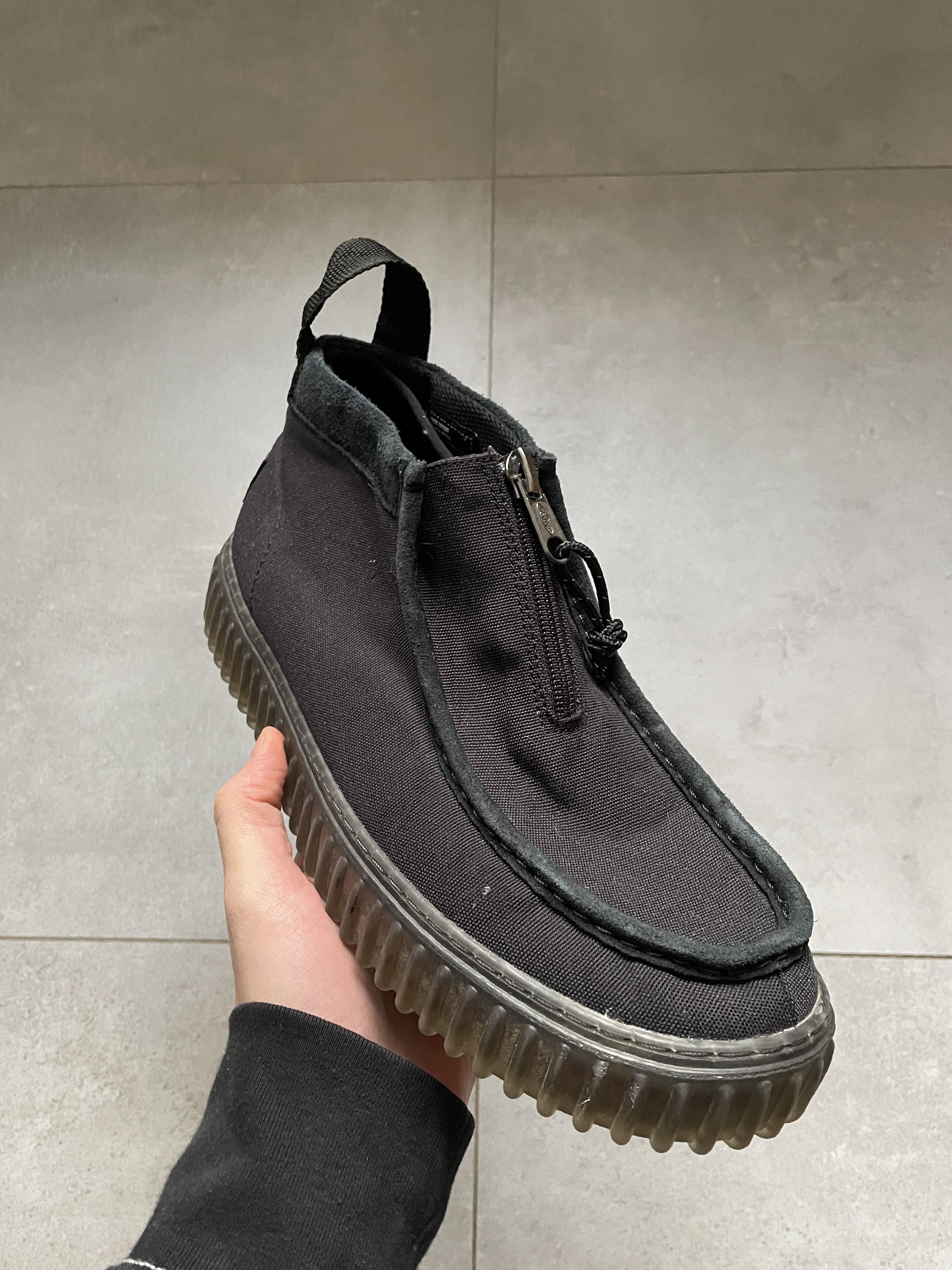 Clarks CLARKS X EASTPAK WALLABE BLACK SNEAKERS Size US 11 / EU 44 - 1 Thumbnail