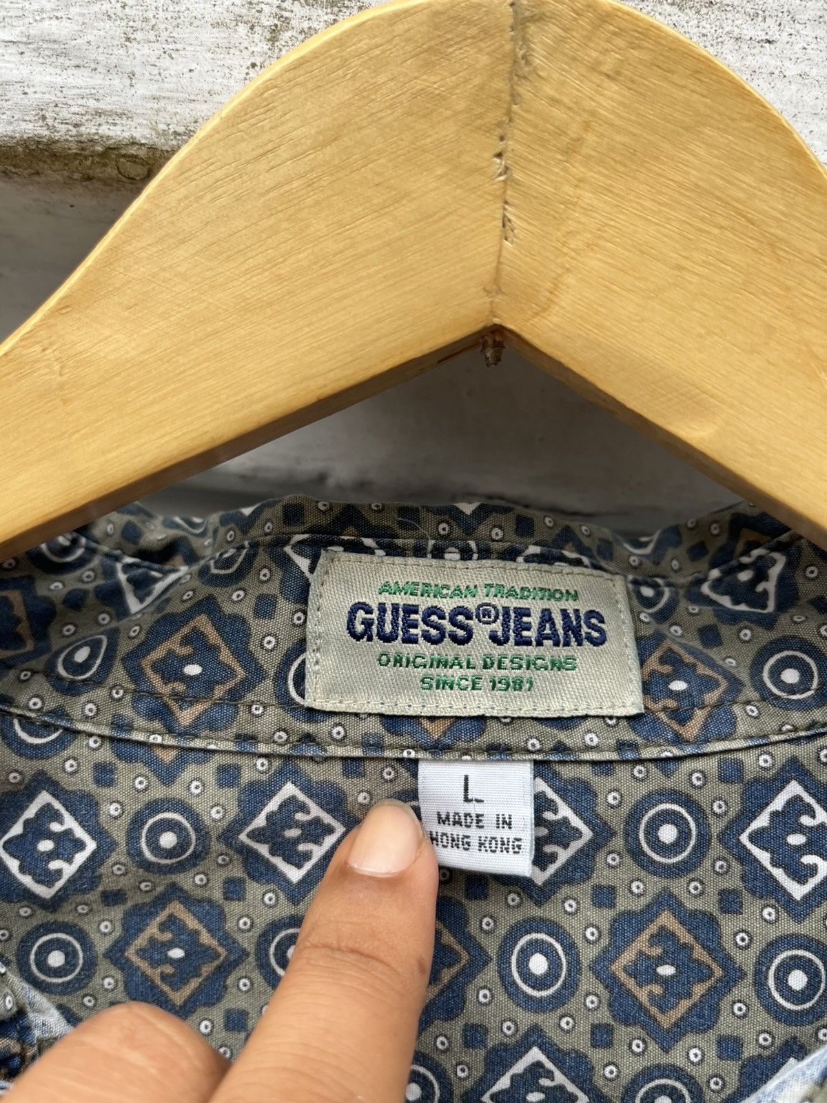 Guess RARE Vintage Guess Tom Tom 90s T-Shirt Size US XL / EU 56 / 4 - 2 Thumbnail