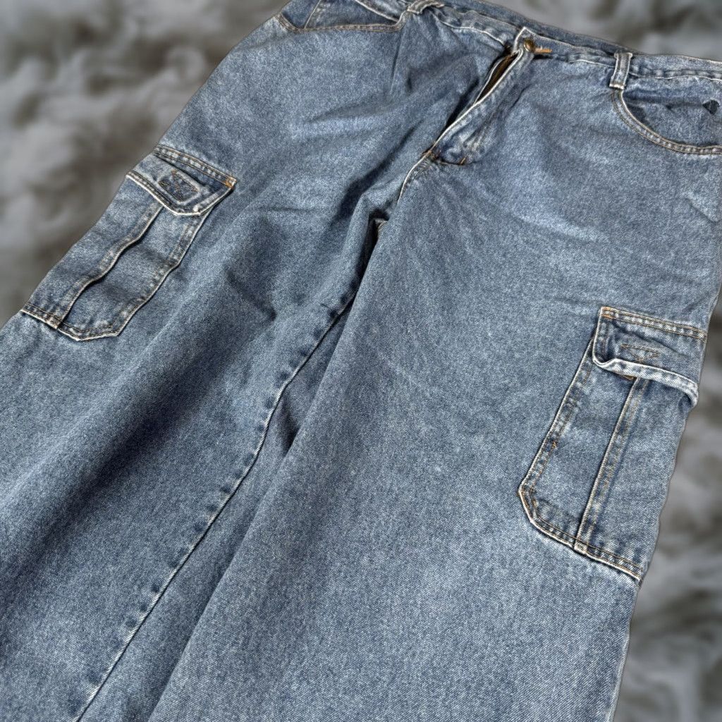 Hang Ten VINTAGE Hang Ten Jeans Cargo Denim Mens 36 26 Inseam Baggy Wide-Leg 90s Grunge Denim Cotton Regular Adult Mens Blue Shirt? Size US 36 / EU 52 - 1 Thumbnail