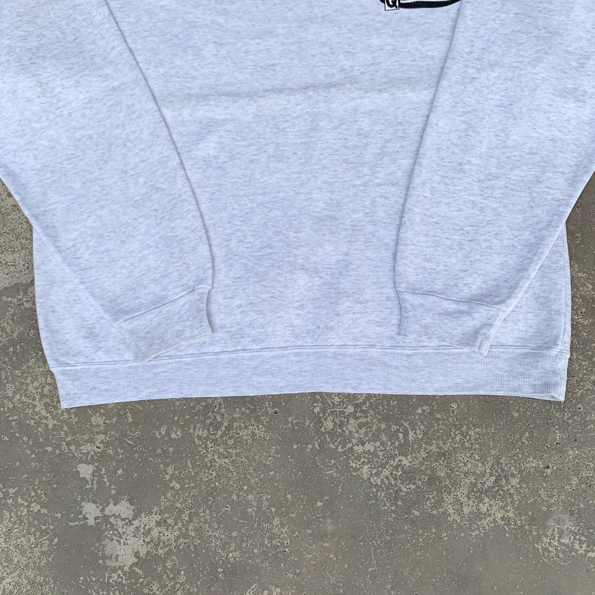 Quiksilver × Vintage Vintage 90s Quiksilver Crewneck Big Logo Size US M / EU 48-50 / 2 - 8 Thumbnail