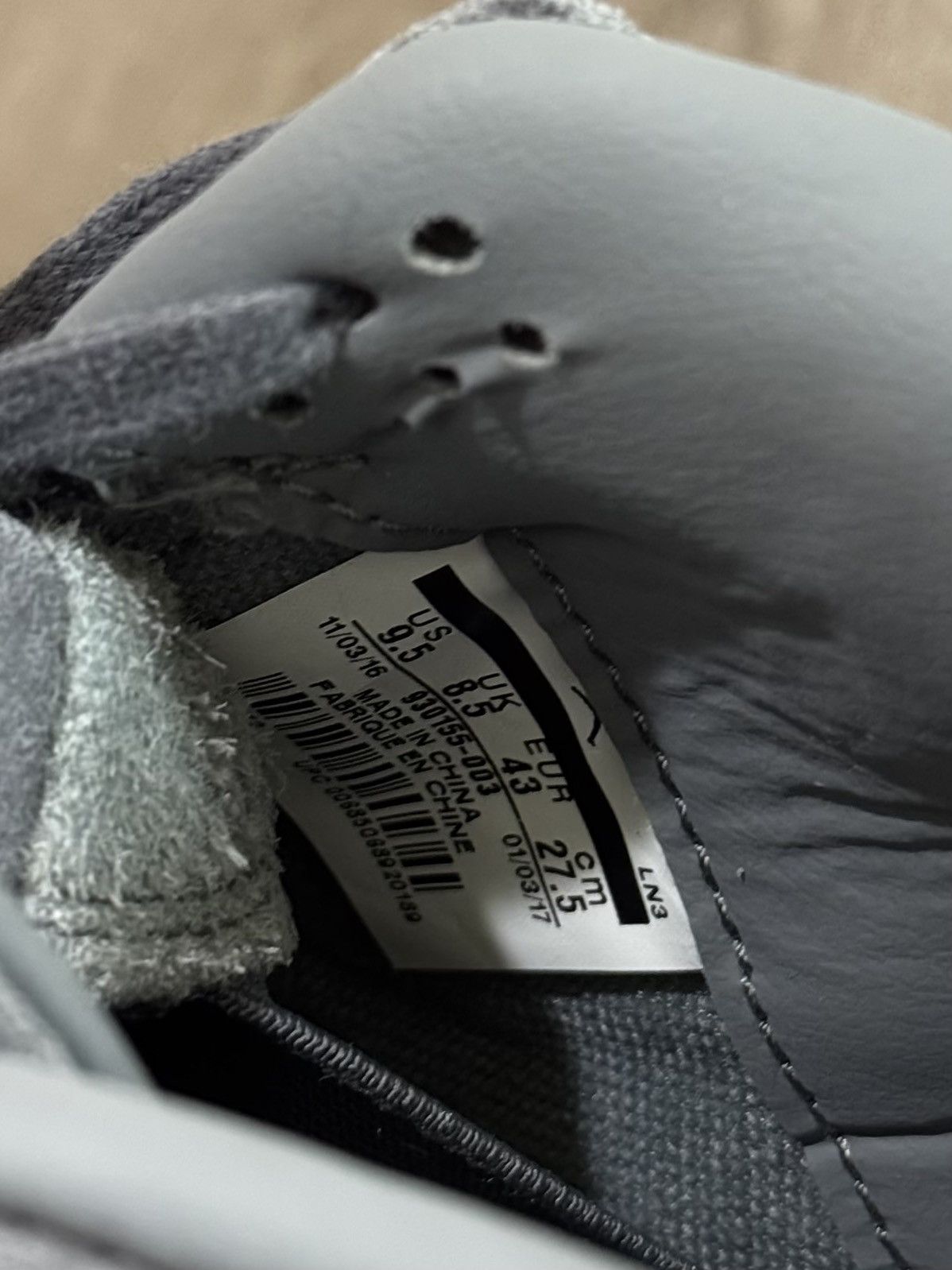 Jordan Brand × Kaws AIR JORDAN 4 x KAWS 9.5 Size US 9.5 / EU 42-43 - 9 Thumbnail