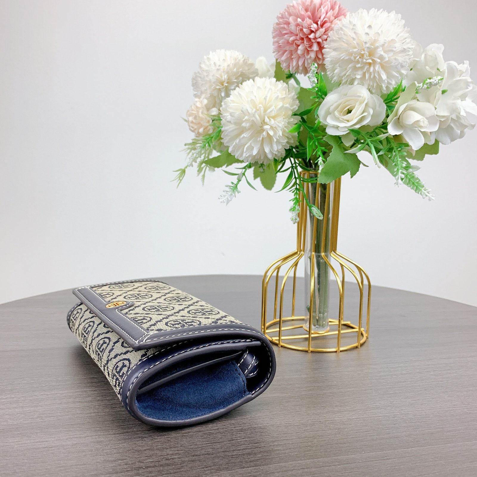Tory Burch (E)Tory Burch 135846 T MONOGRAM WALLET CROSSBODY Size ONE SIZE - 4 Thumbnail
