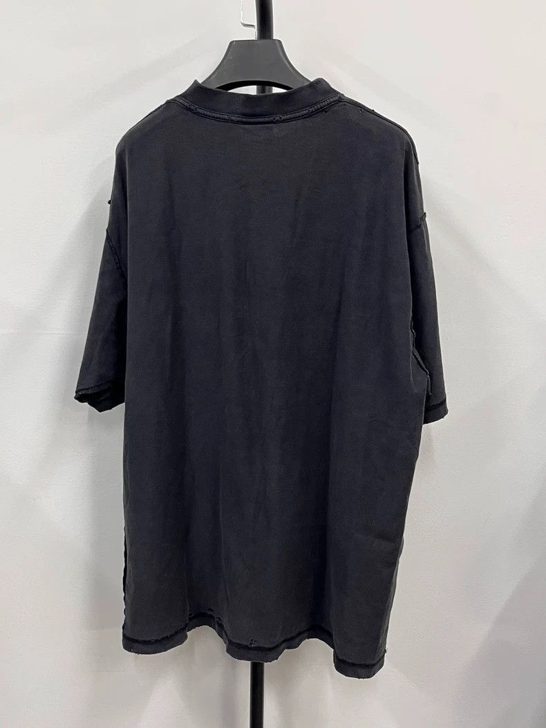 Balenciaga Balenciaga 25SS Alphabet LOGO Worn-out Damage Short Sleeve Size US M / EU 48-50 / 2 - 2 Thumbnail
