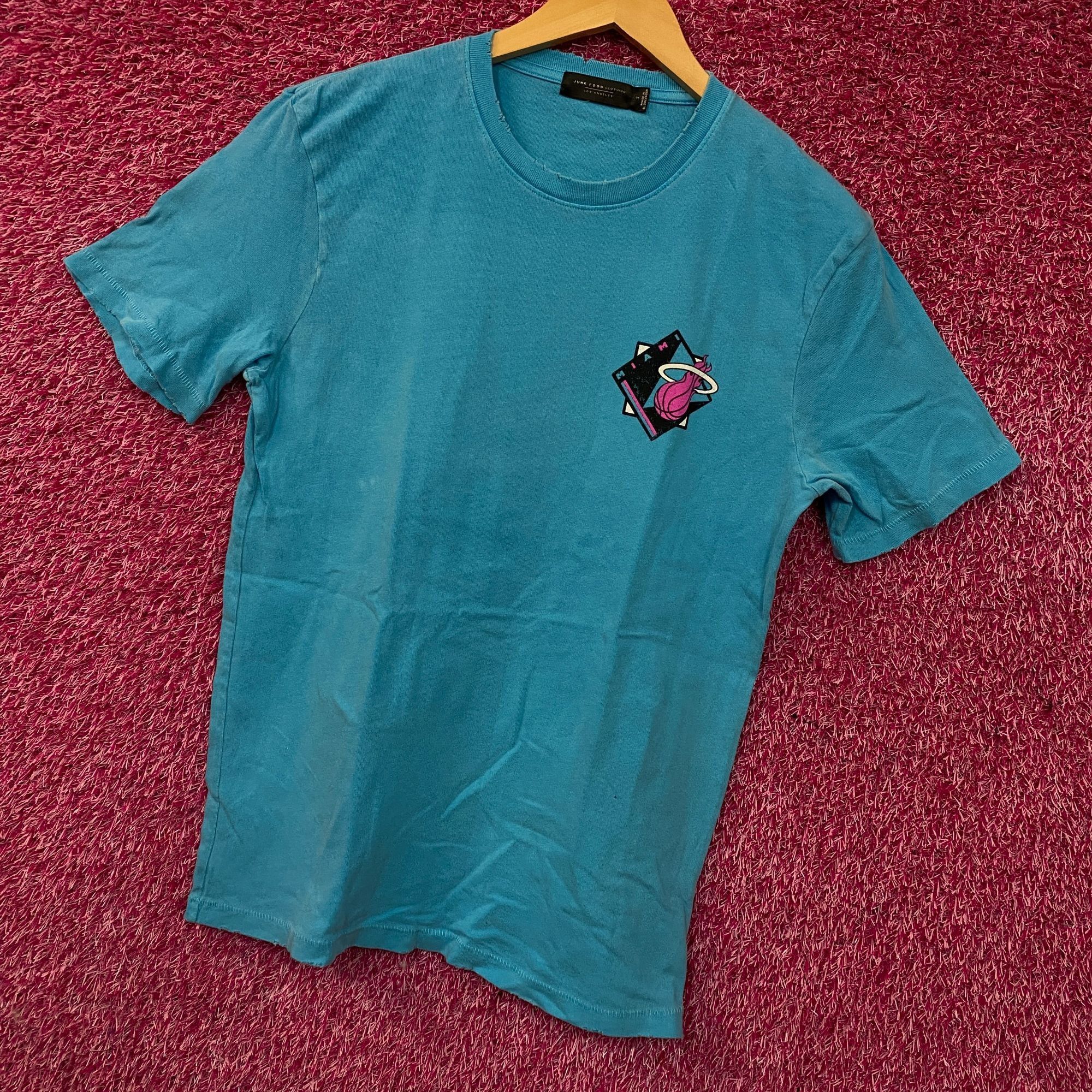 Junk Food Junk Food Clothing Miami Heat Retro-Style Graphic T-Shirt Sm Size US S / EU 44-46 / 1 - 4 Thumbnail
