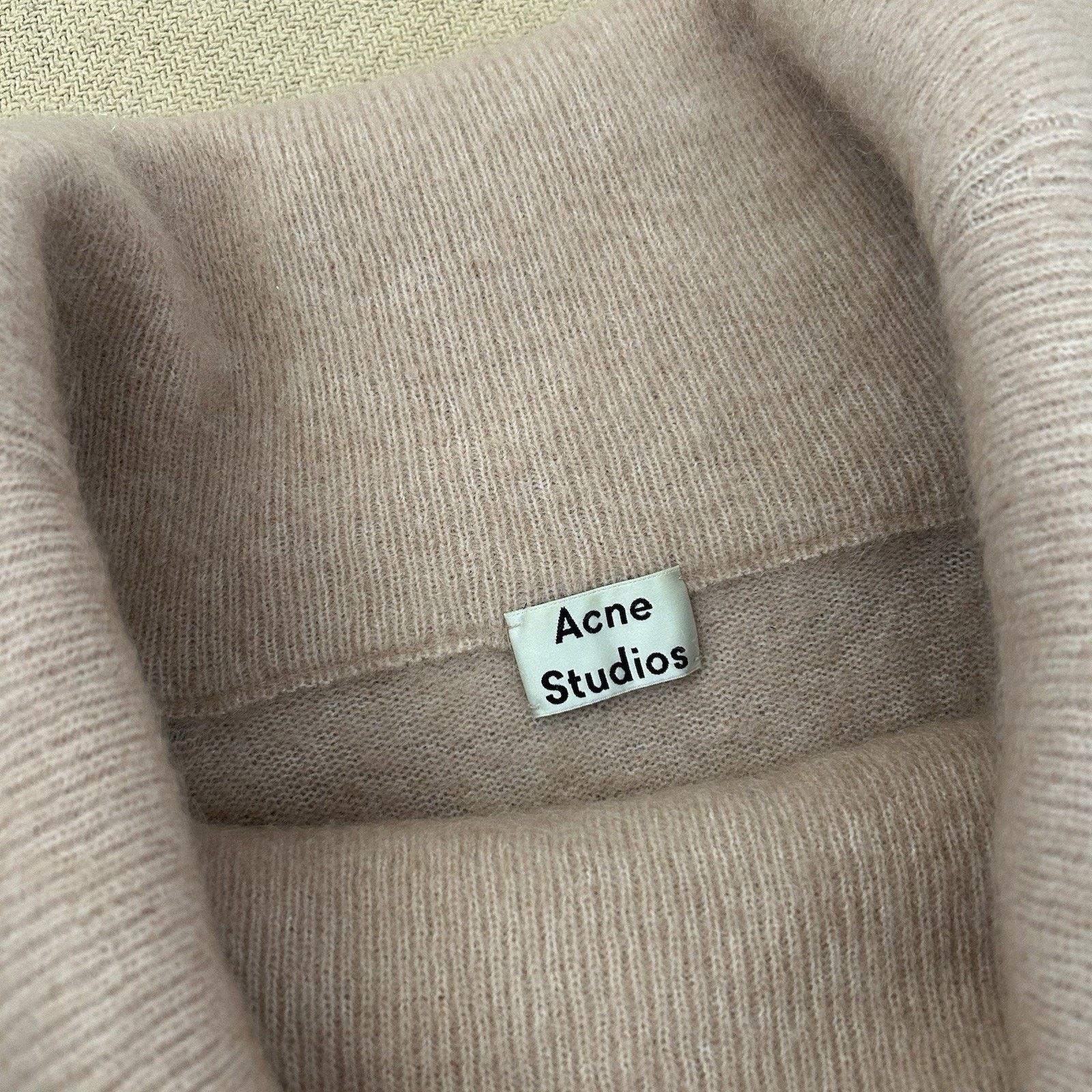 Acne Studios Daze Mohair Wool Cowl Off The Shoulder Sweater Medium Size M / US 6-8 / IT 42-44 - 4 Thumbnail