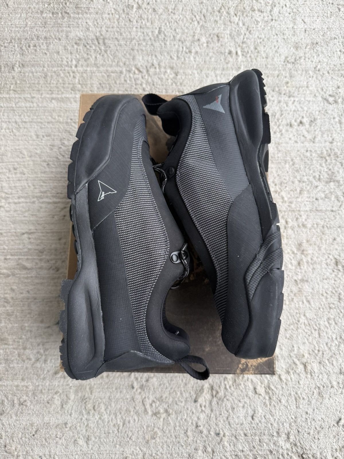 ROA ROA Cingino Vibram Sneakers Asphalt Black Size US 8 / EU 41 - 2 Thumbnail