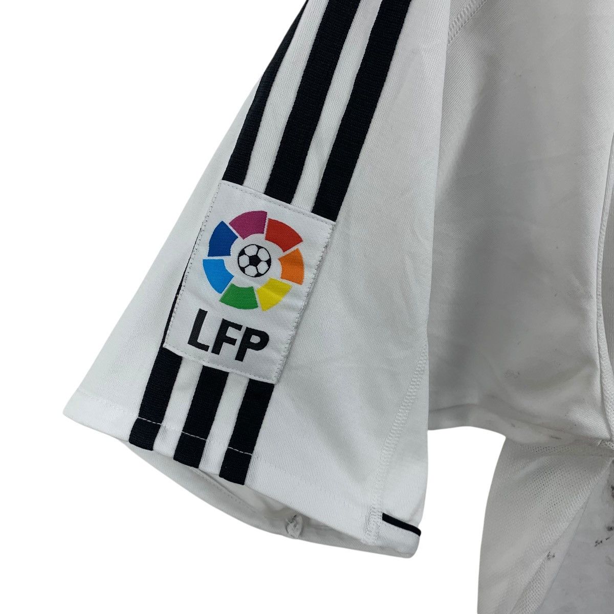 Adidas ADIDAS REAL MADRID Home 2004-2005 Season Football Jersey Size US S / EU 44-46 / 1 - 8 Thumbnail