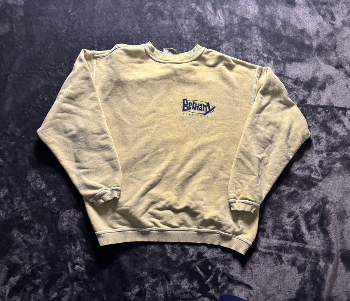Authentic Pigment Distressed Yellow Vintage Crewneck Size US S / EU 44-46 / 1 - 1 Thumbnail