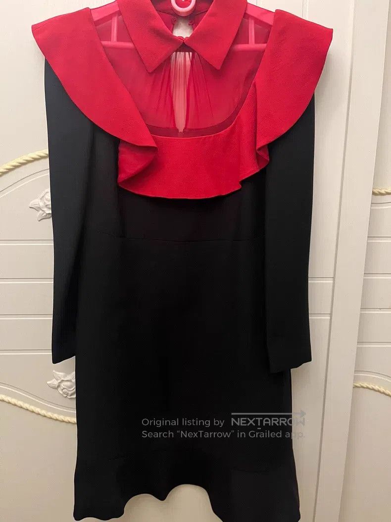 Valentino Valentino Ruffled dress Size S / US 4 / IT 40 - 1 Thumbnail