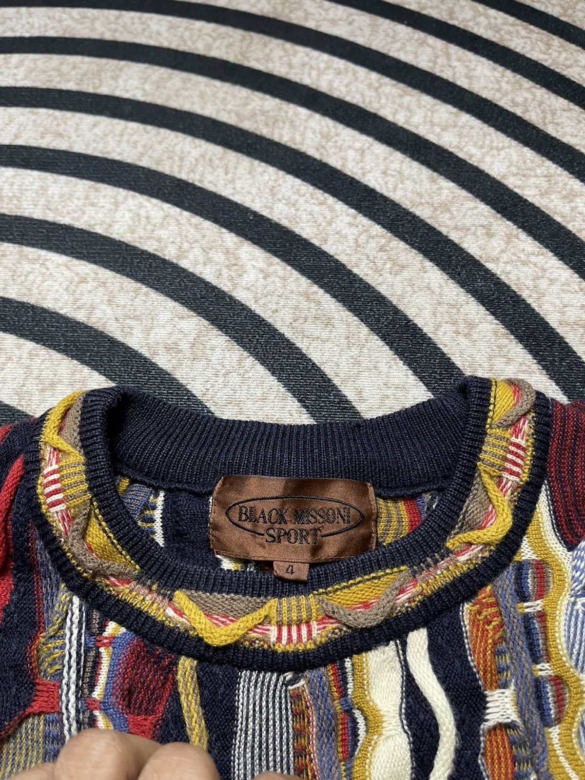 Missoni 80s BLACK MISSONI SPORT COOGI STYLE 3 D KNITWEAR RARE Size US M / EU 48-50 / 2 - 6 Thumbnail