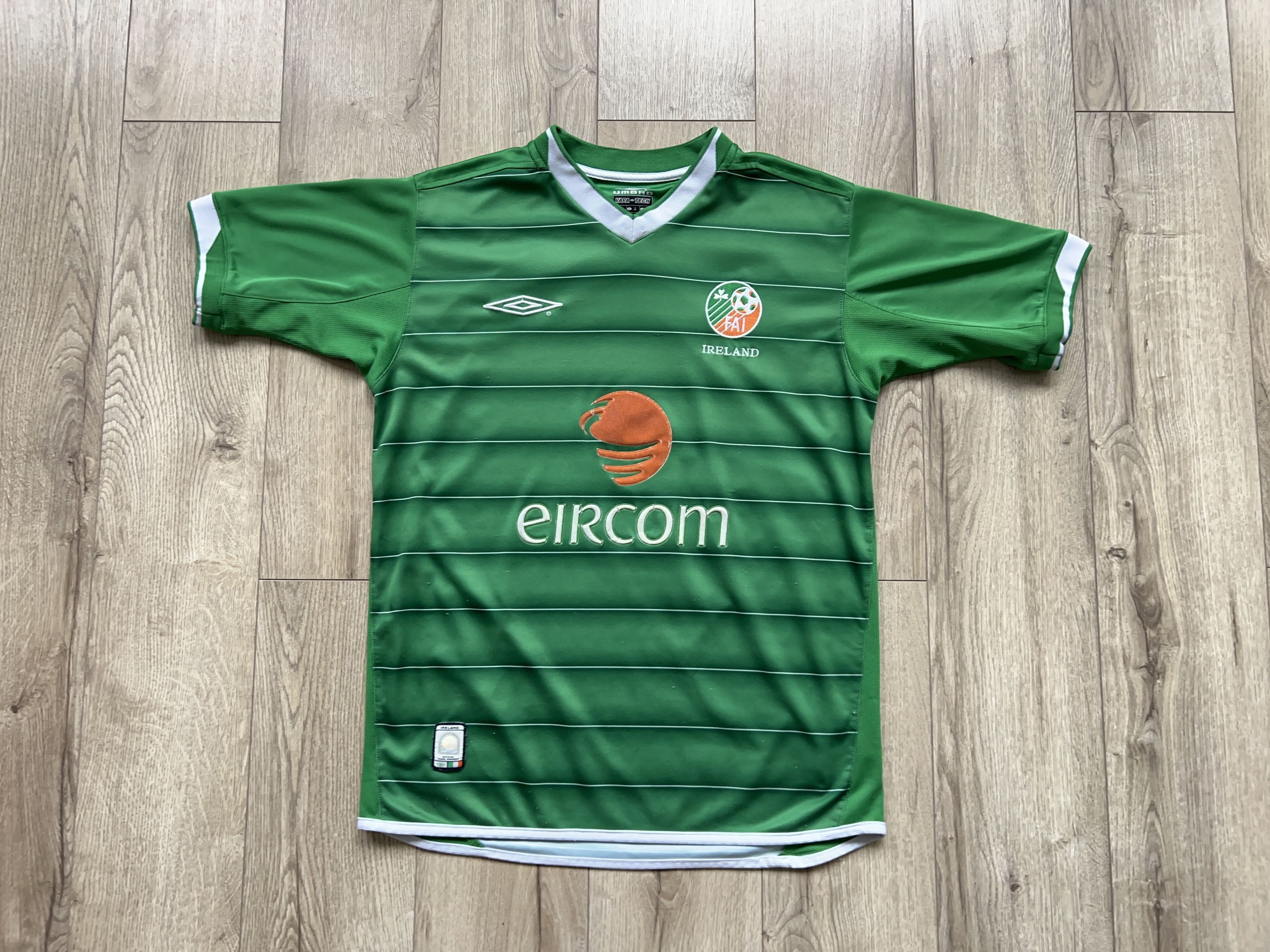 Umbro Mens Ireland 2003 Home Football Soccer Shirt Jersey Size S Size US S / EU 44-46 / 1 - 1 Thumbnail
