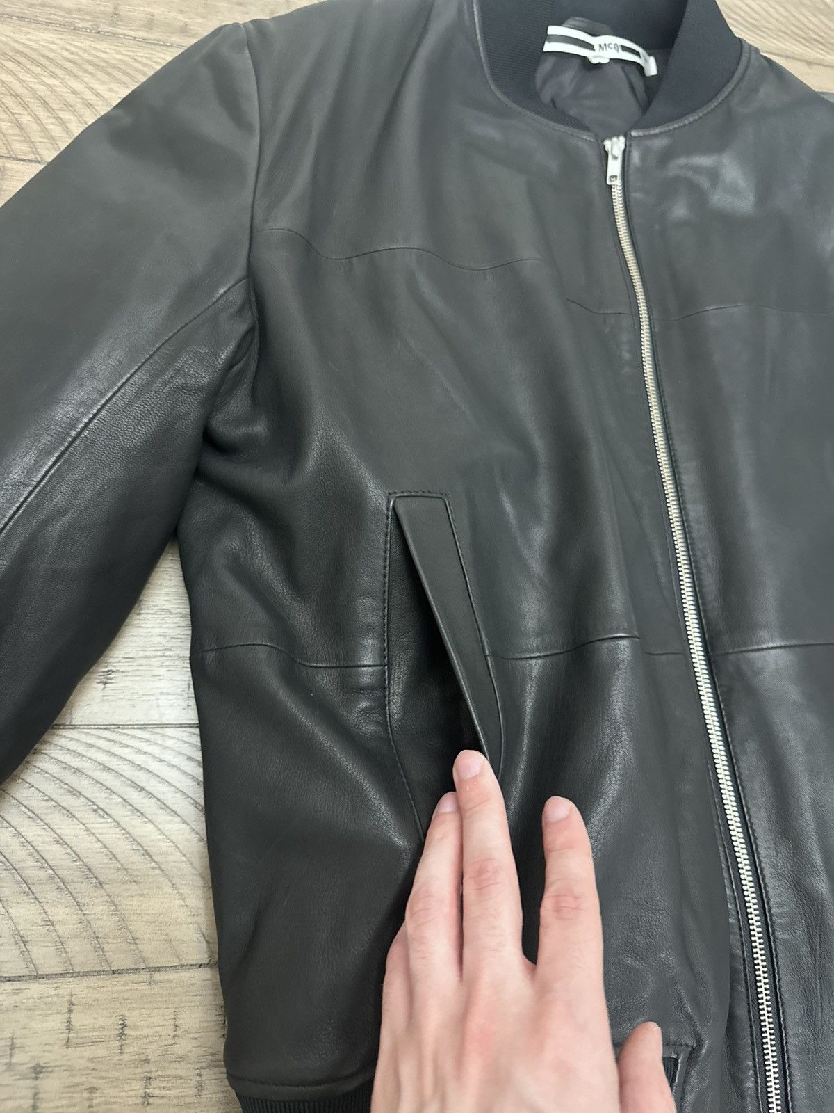 Alexander McQueen Alexander Mcqueen leather jacket Size US M / EU 48-50 / 2 - 5 Thumbnail