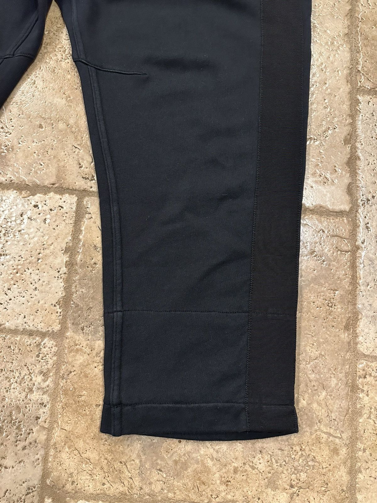 Haider Ackermann Haider Ackermann Black Perth Jogger Taxedo Pants Size US 33 - 7 Thumbnail