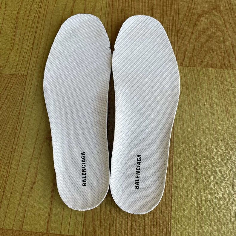 Balenciaga Balenciaga size 35 White Bullet Screen Dad Shoes 2502-Nexta Size US 5 / EU 37 - 9 Thumbnail