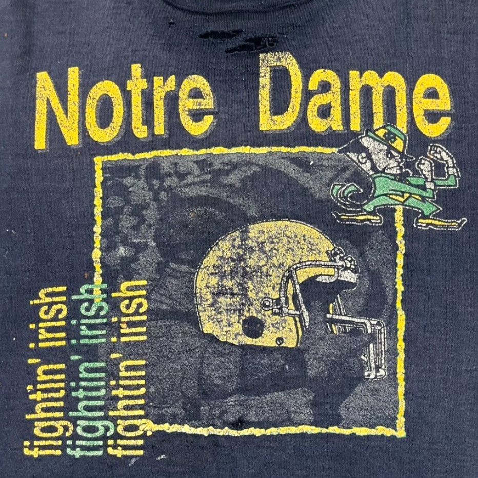 Thrasher VINTAGE NOTRE DAME Sweatshirt Unisex 80s Large Blue Logo Graphic Print Retro College Football Size US L / EU 52-54 / 3 - 2 Thumbnail