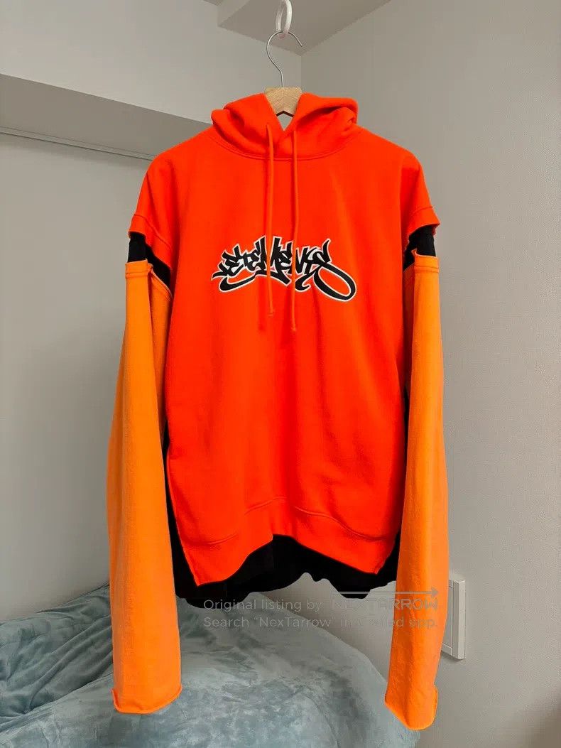 Vetements Vetements Hooded Sweatshirt Size US M / EU 48-50 / 2 - 2 Thumbnail