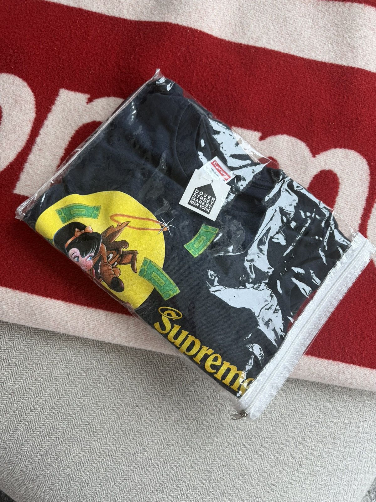 Supreme Supreme x All Dogs Go to Heaven - Sz M / Navy Size US M / EU 48-50 / 2 - 3 Thumbnail