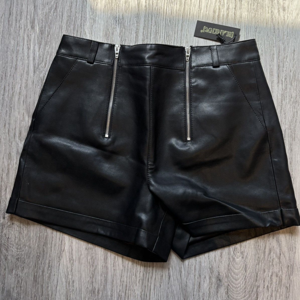 BLANKNYC BLANK NYC Vegan Leather Shorts Zip Detail Black Nwt Size 30 Size 30" / US 8 / IT 44 - 1 Thumbnail