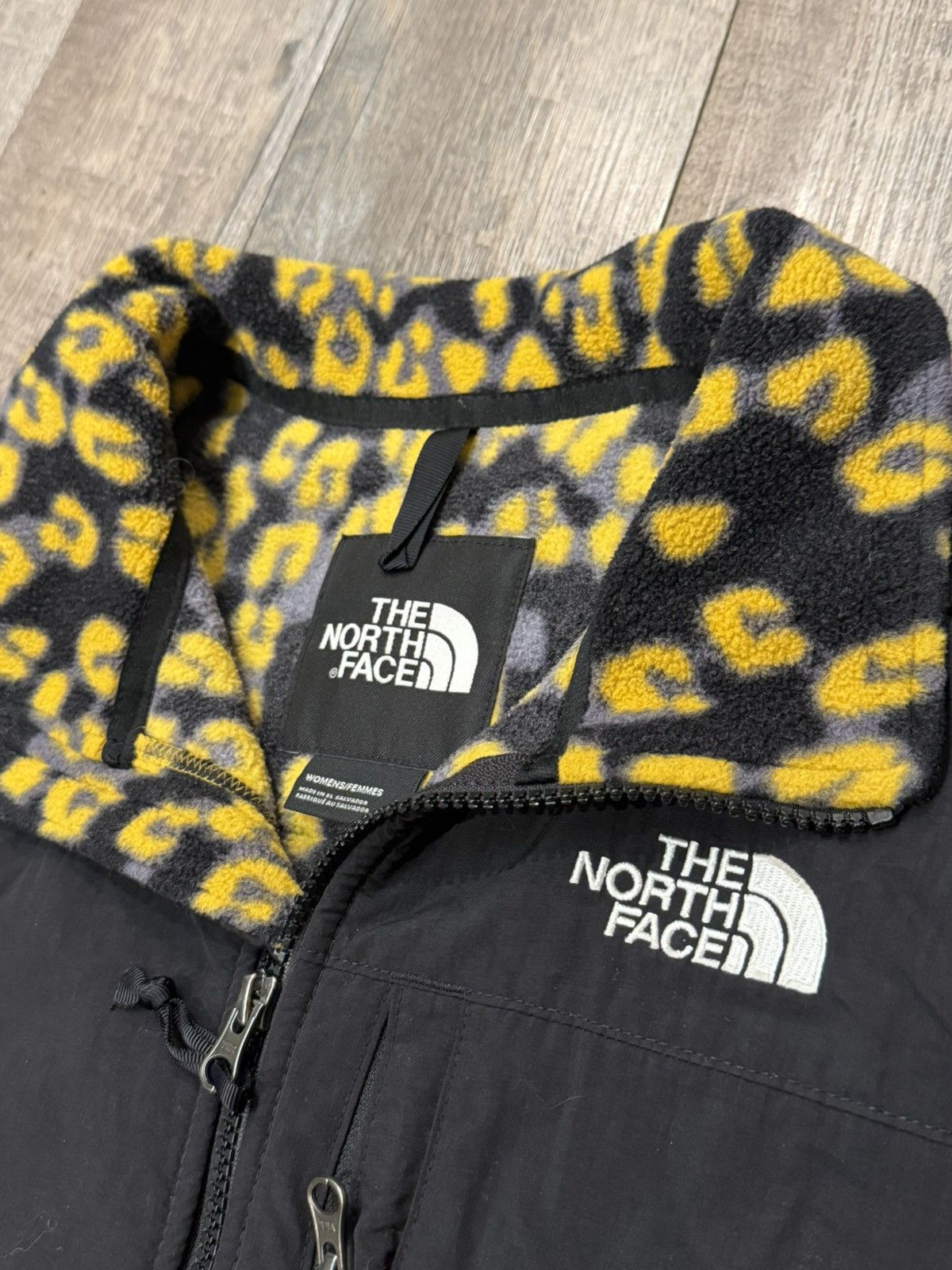 The North Face The North Face Denali 2 Fleece Full Zip Jacket Leopard Print Size M / US 6-8 / IT 42-44 - 2 Thumbnail