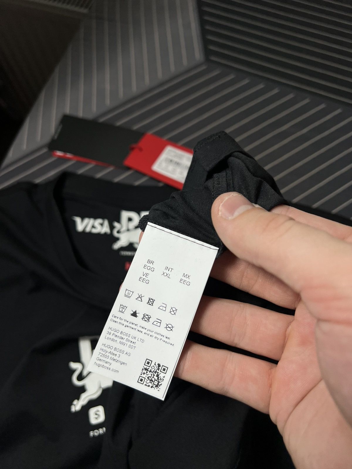Hugo HUGO Red Bull Racing F1 T-Shirt Visa Cash App Black Y2K Size US XXL / EU 58 / 5 - 10 Thumbnail