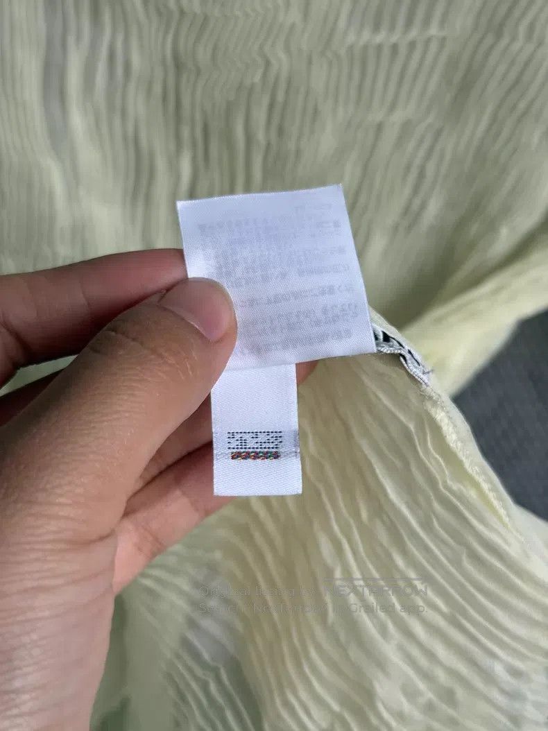 Issey Miyake Issey Miyake size:one size Yellow Long-Sleeve Top Size XXS / US 00 / IT 34 - 6 Thumbnail