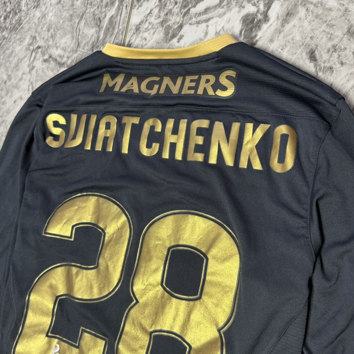 New Balance × Vintage New Balance Celtic 2016-2017 Erik Sviatchenko#28 long sleeve Size US S / EU 44-46 / 1 - 9 Thumbnail
