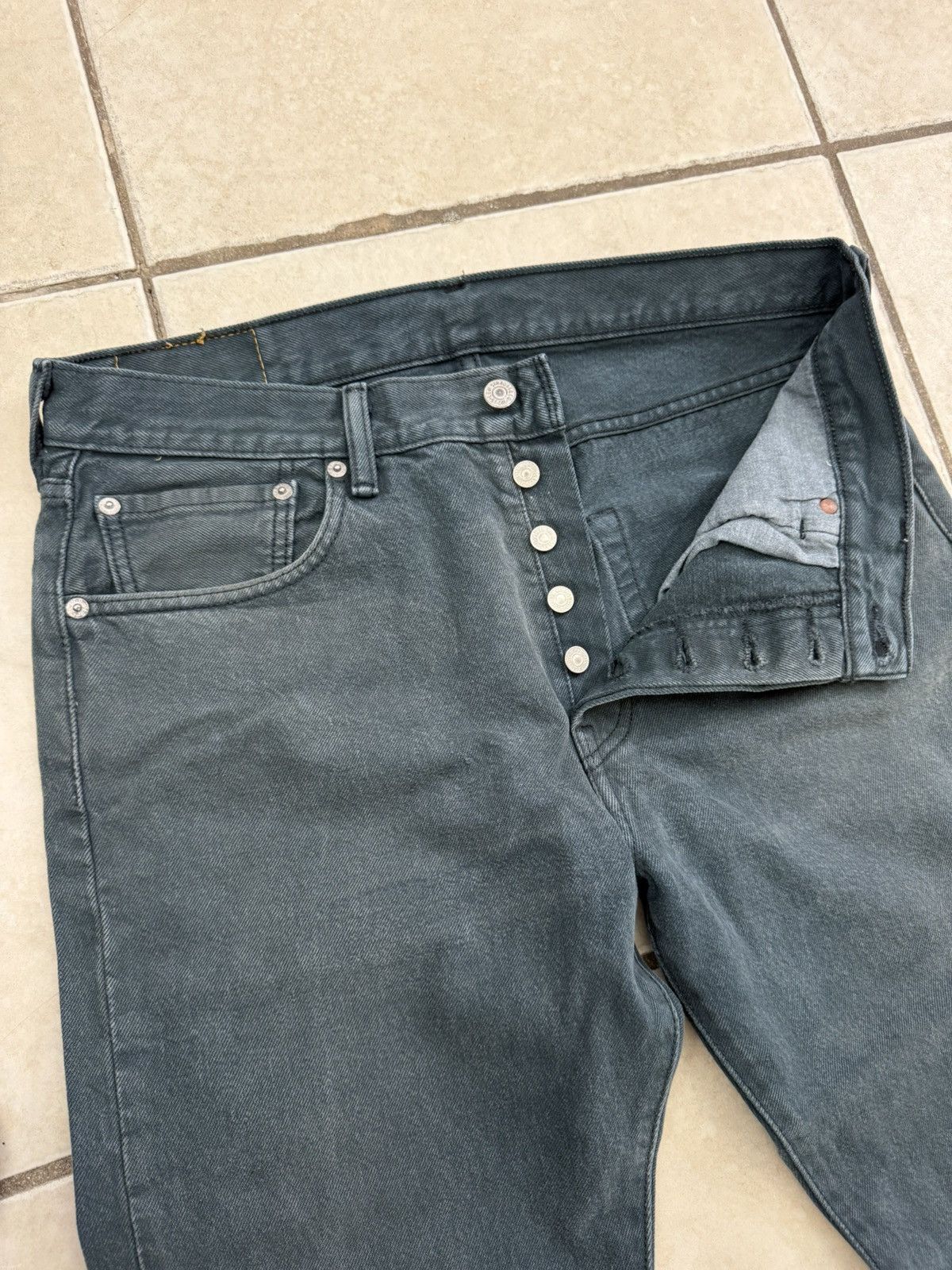 Levi's Levi’s 501 Denim Jeans Button Fly Blue Size 32 X 32 Size US 32 / EU 48 - 3 Thumbnail